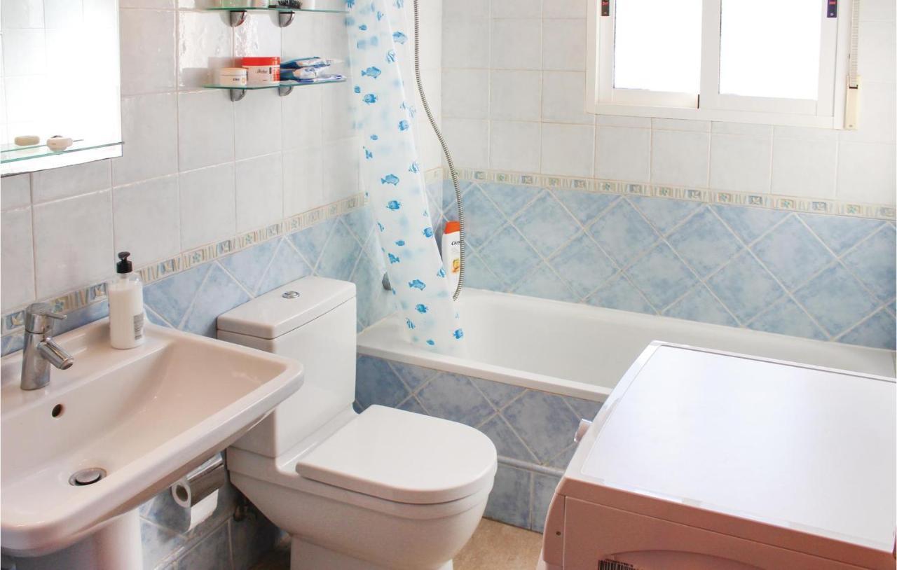 Cozy Apartment In Los Alcazares With Wifi ภายนอก รูปภาพ