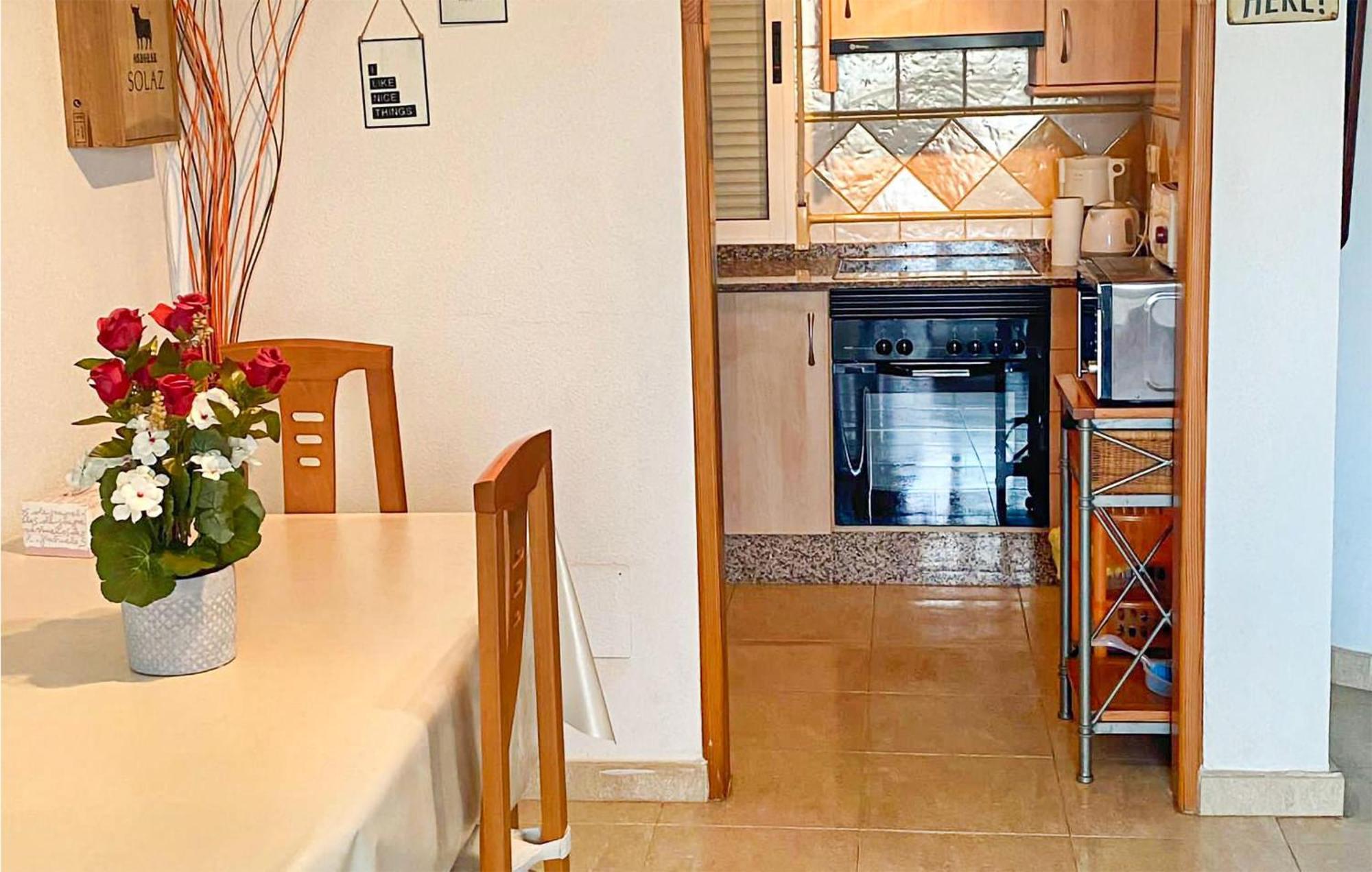 Cozy Apartment In Los Alcazares With Wifi ภายนอก รูปภาพ